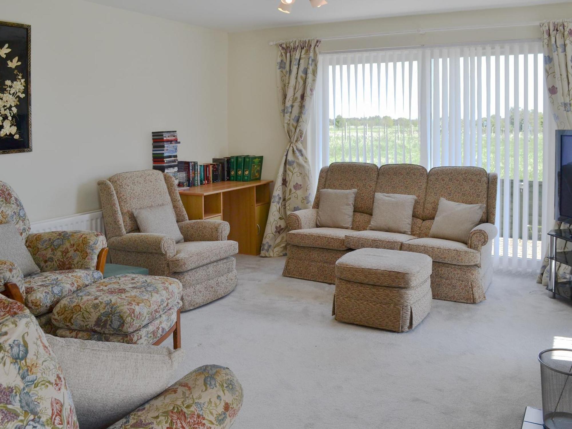 Fairway Cottage- Uk11780 Holiday home *