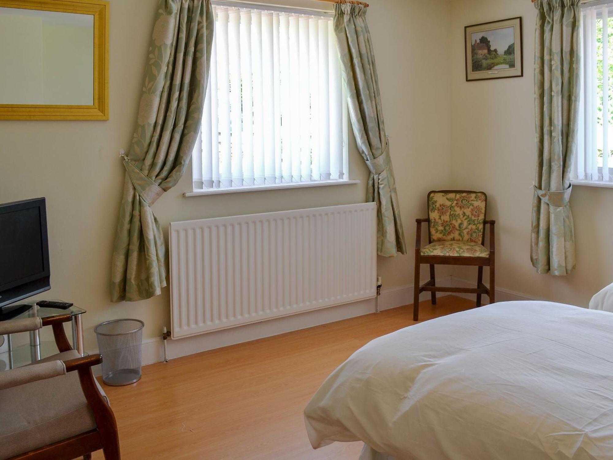Fairway Cottage- Uk11780 * Lucker