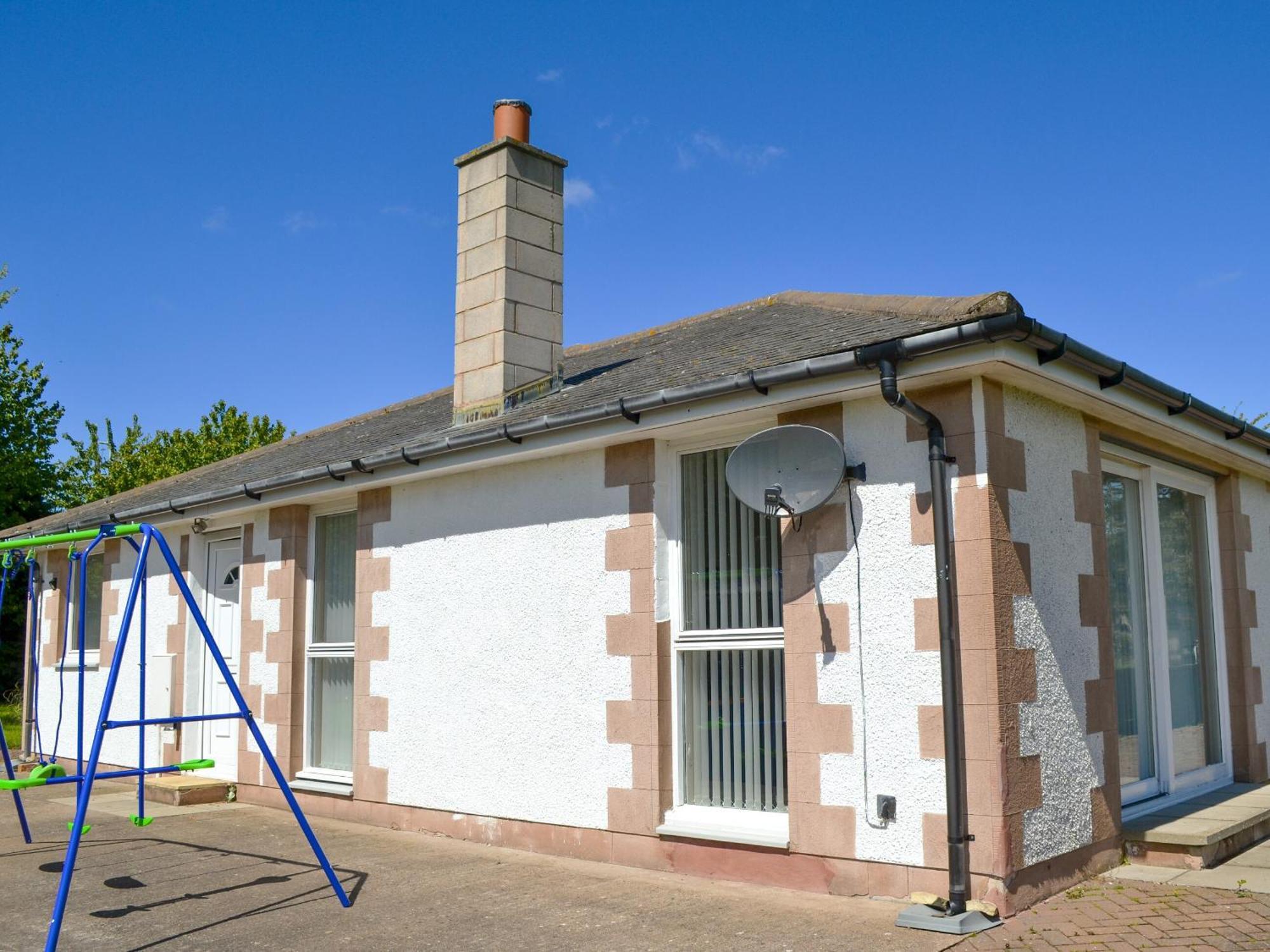 Fairway Cottage- Uk11780 Holiday home